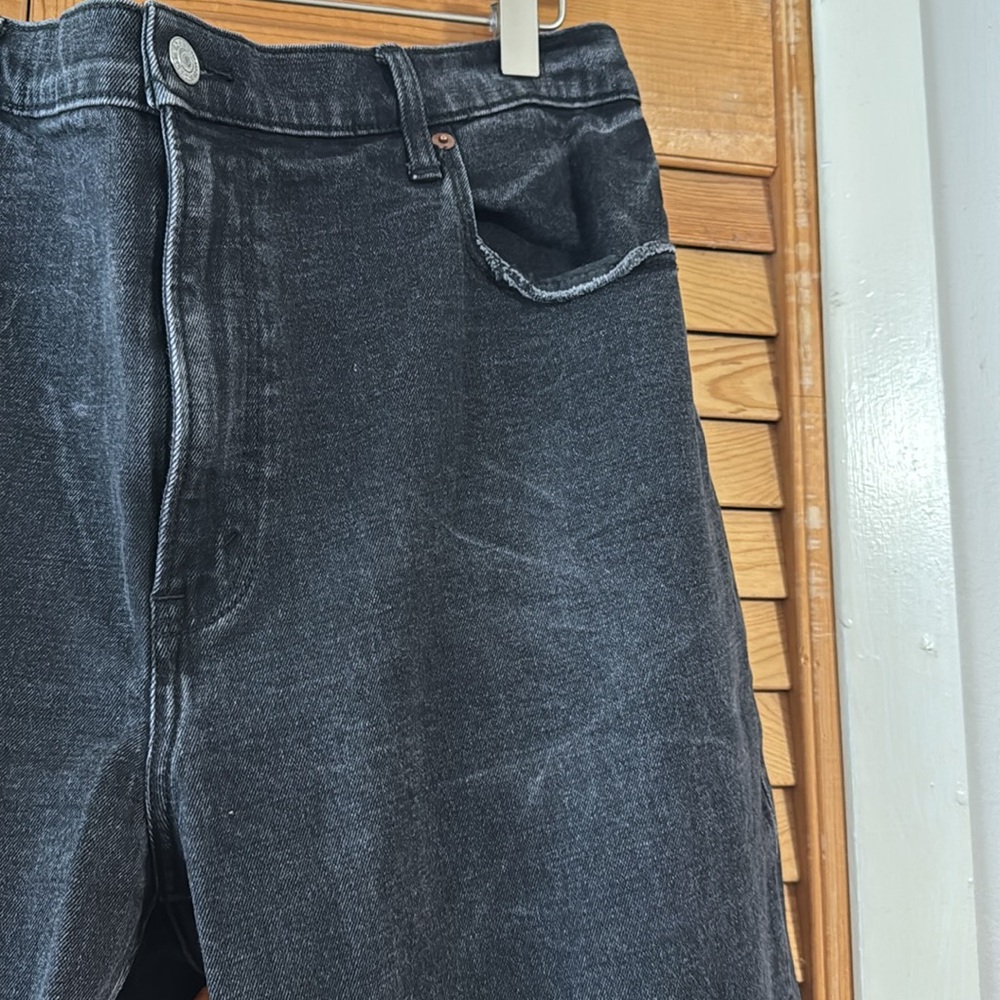 Abercrombie & Fitch Ultra High Rise Ankle Jeans - Picture 3 of 7